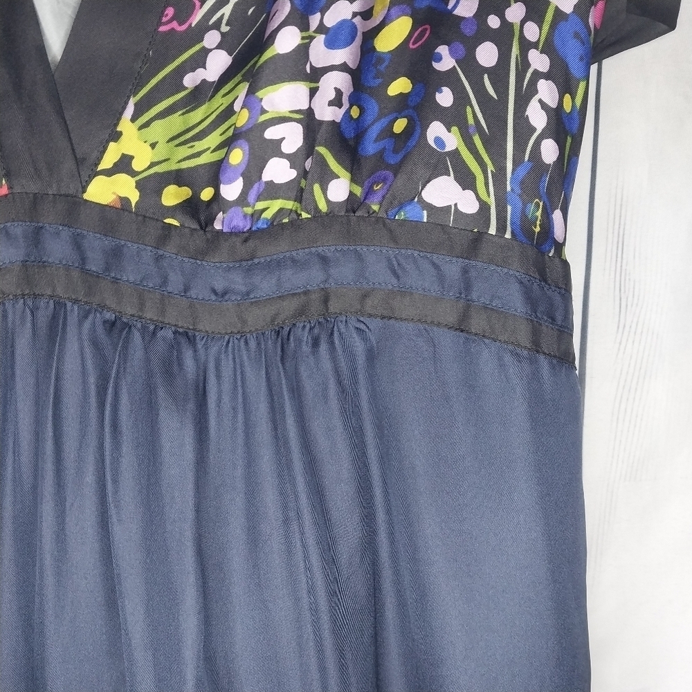 Anthropologie Fei Efflorescent Silk Floral BohoChic Folkloric V-Neck Dress - Picture 6 of 14